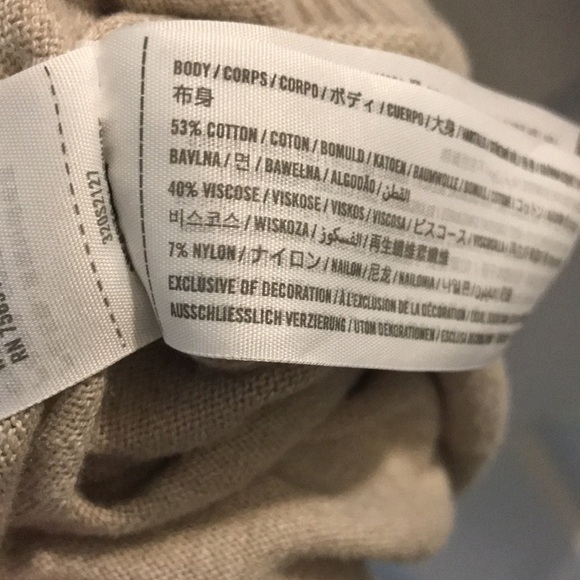 COPY - GUC Hollister long  sleeve - Picture 6 of 6